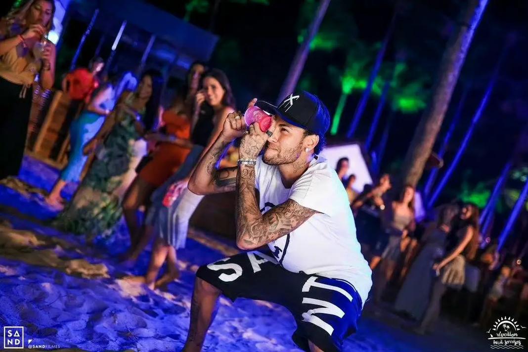 评论丨2025赛季中超联赛落幕：足球的“冷”和群众的“热”