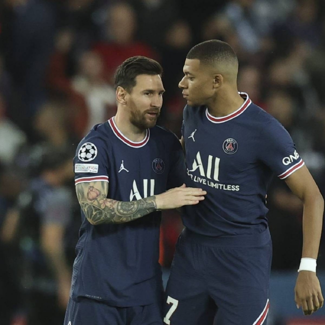 北京时间11月27日04：00，欧冠将会迎来一场...