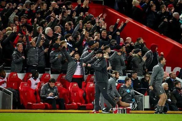 山东泰山足球俱乐部：中超首支积分1500分球队的荣耀之路