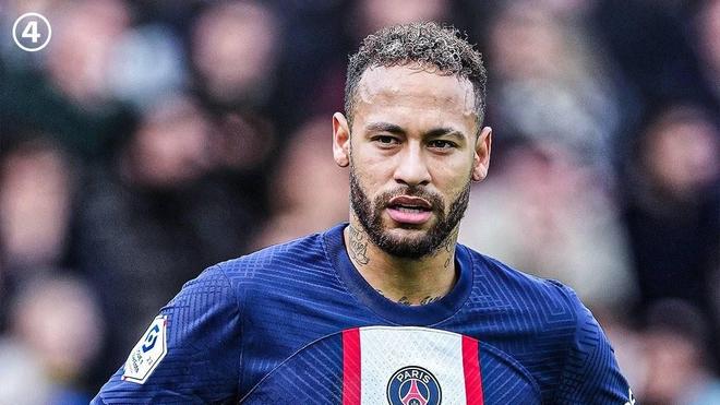 美记：尼克斯对字母哥的报价一直围绕唐斯，但雄鹿不感兴趣