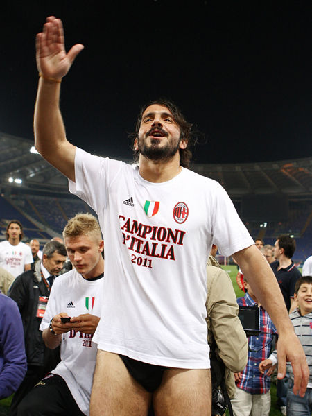 💛🖤相伴三年半，多特蒙德已宛若故乡🎤迈尔谈及续约：