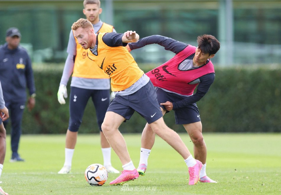 布达佩斯Major：枪法碾压！绿龙13-8战胜液体取开门红