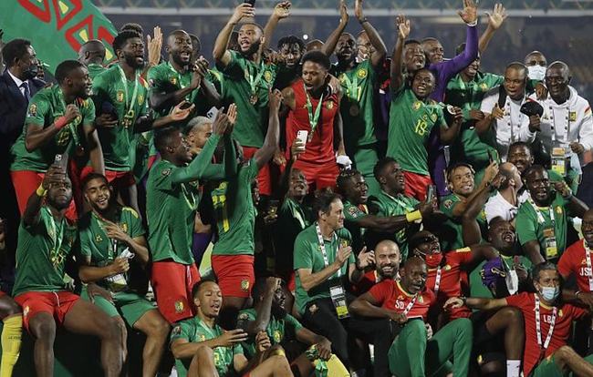 官方：河南队与体育总监贝拉-加西亚续约