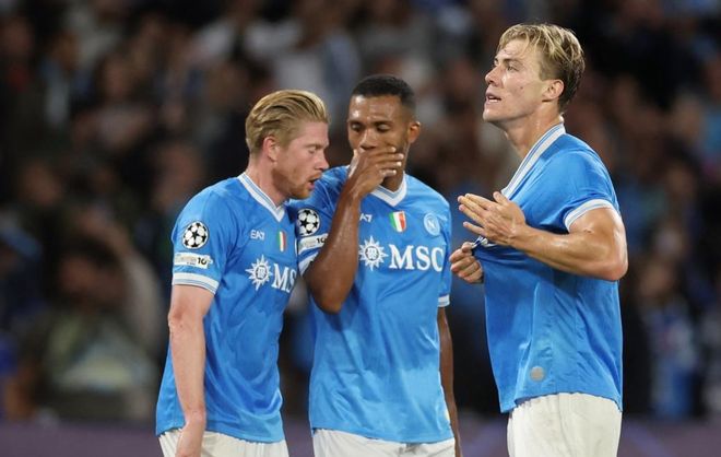 莫雷托：药厂不愿把格里马尔多卖给拜仁，球员也倾向回西班牙