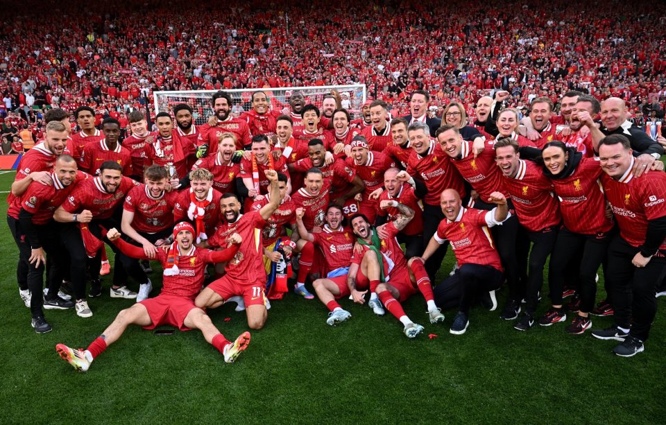 球队把对手三分线完全锁死